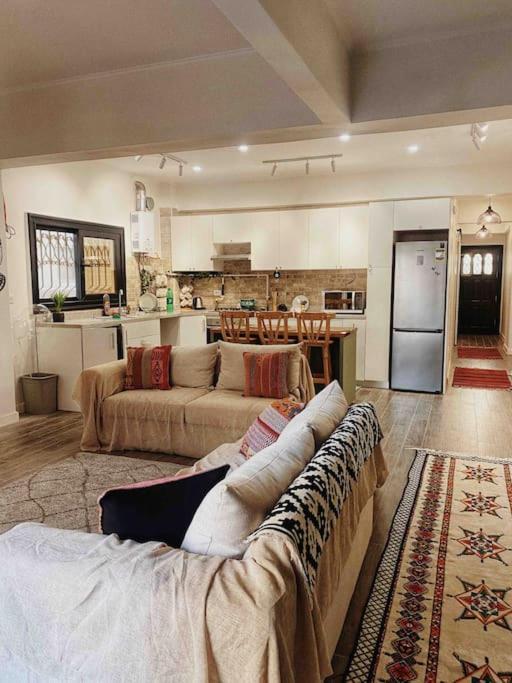 Apartment Auc Area