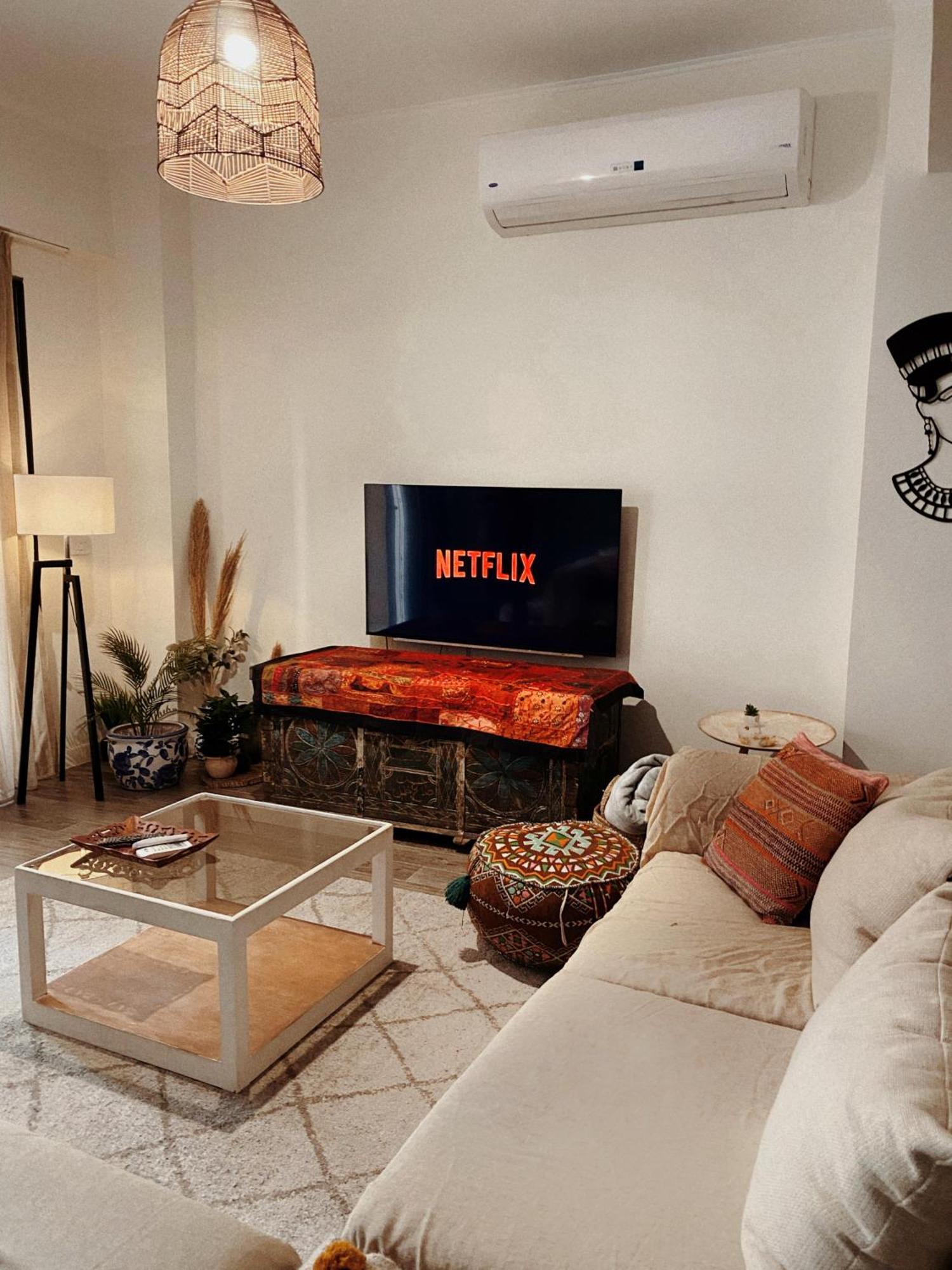 Apartment Auc Area *